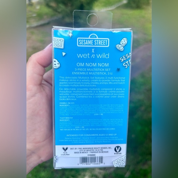 Limited Edition Sesame Street x Wet n Wild Makeup - Picture 3 of 3